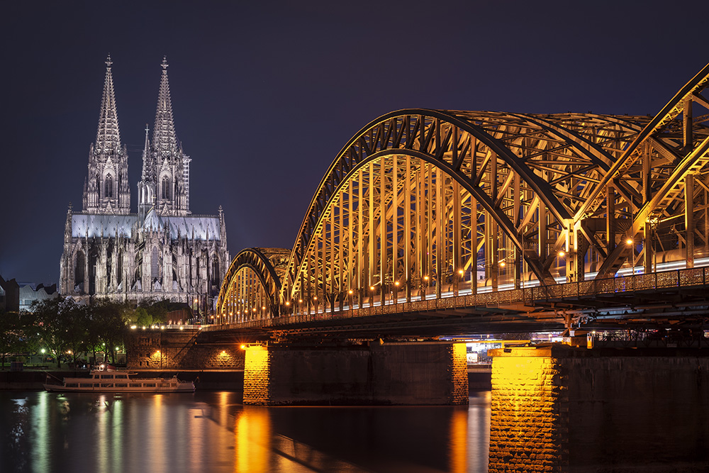 Koln Grad RAZGLEDNICA IZ NJEMAČKE: Jedan dan u Kölnu